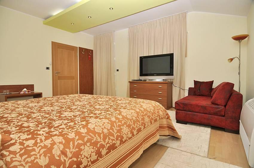 Villa Vitoria Giroc Δωμάτιο φωτογραφία
